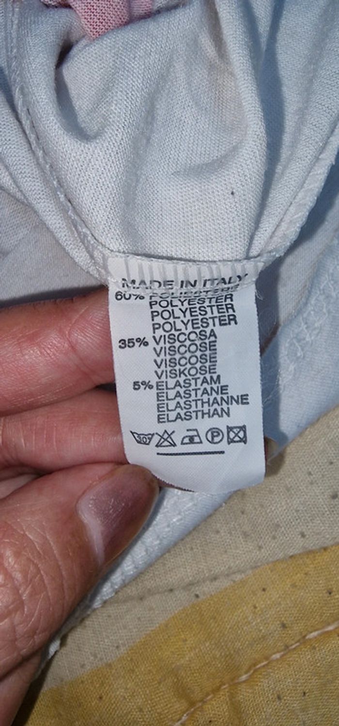 Tee shirt blanc avec impression devant - photo numéro 3