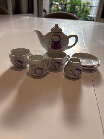Service à thé dînette Hello Kitty