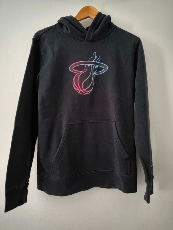 Sweat à capuche Nike city édition club fleece Miami heat taille XL enfant