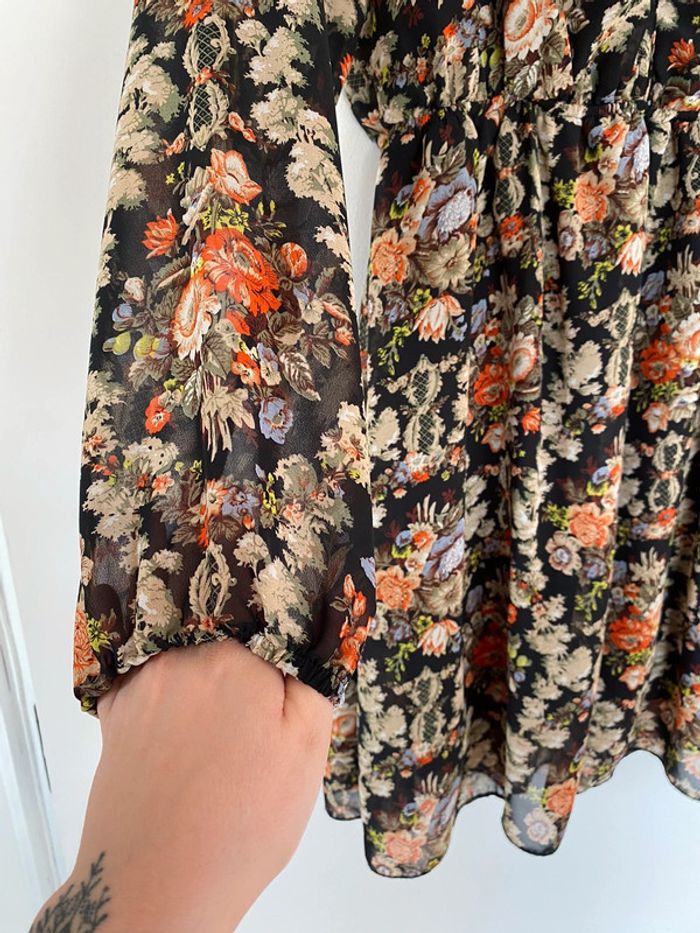 Robe fleurie - photo numéro 3