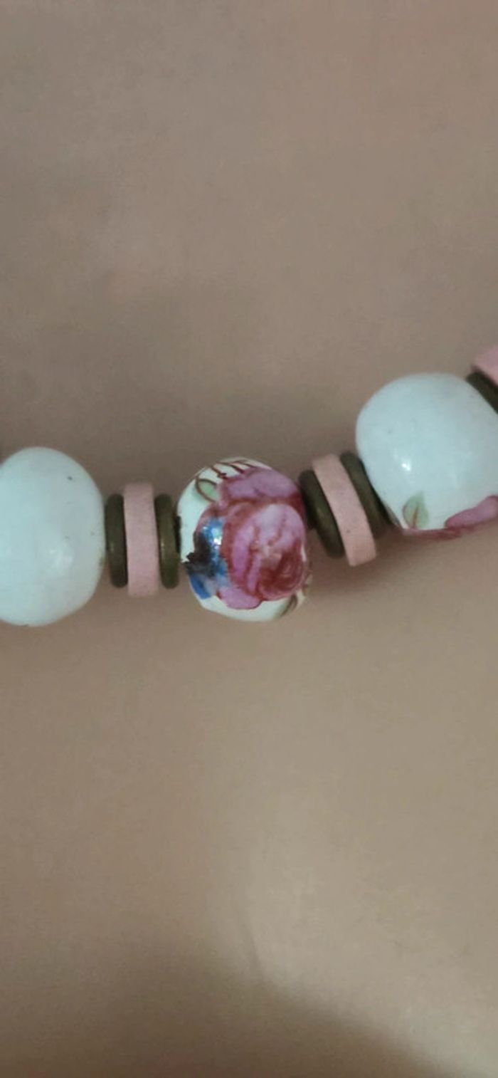Collier de perles en céramique roses et blanches vintage - photo numéro 7