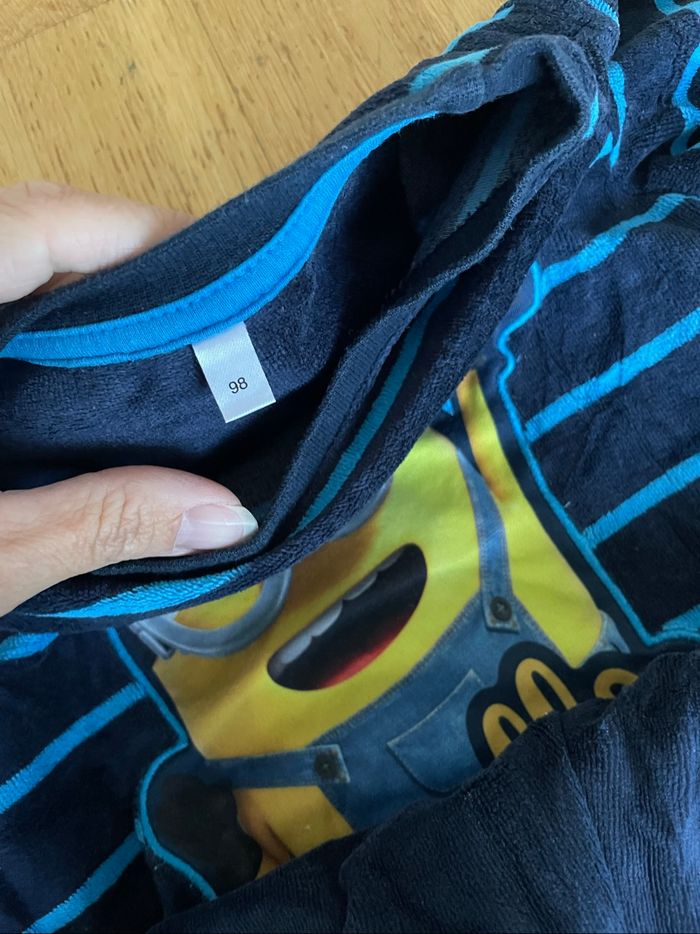 Pyjama 98cm c&a minions - photo numéro 3