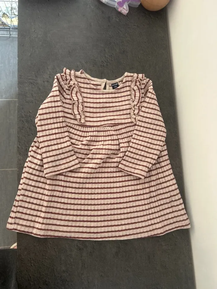 Robe .