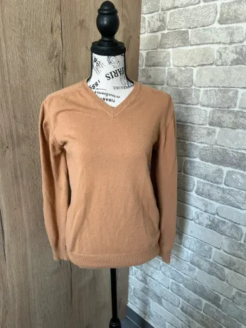 Pull homme col V taille L