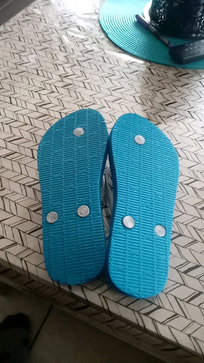 Tongs - photo numéro 2