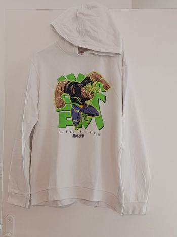 Sweat a capuche de la marque Kiabi taille M en excellent état