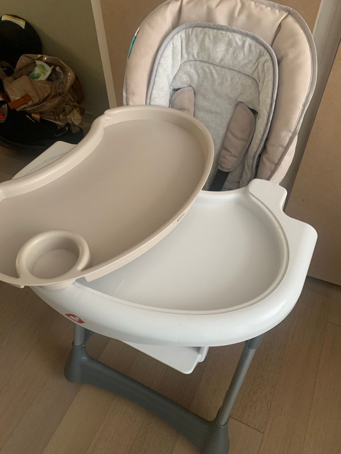 Chaise haute - photo numéro 4