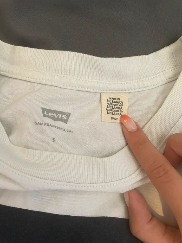 Débardeur Levi’s Logo Iconique – Blanc, Rouge & Noir – Parfait État - photo numéro 3
