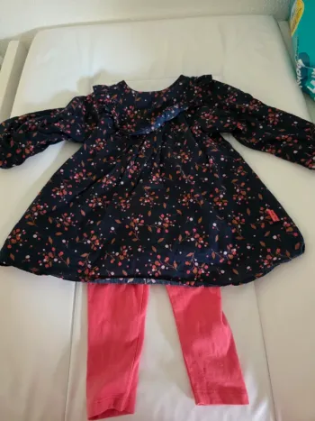 Robe et legging bébé fille taille 12 mois