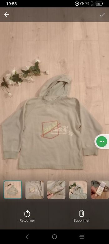 Sweat à capuche 8 ans vert de grisc74