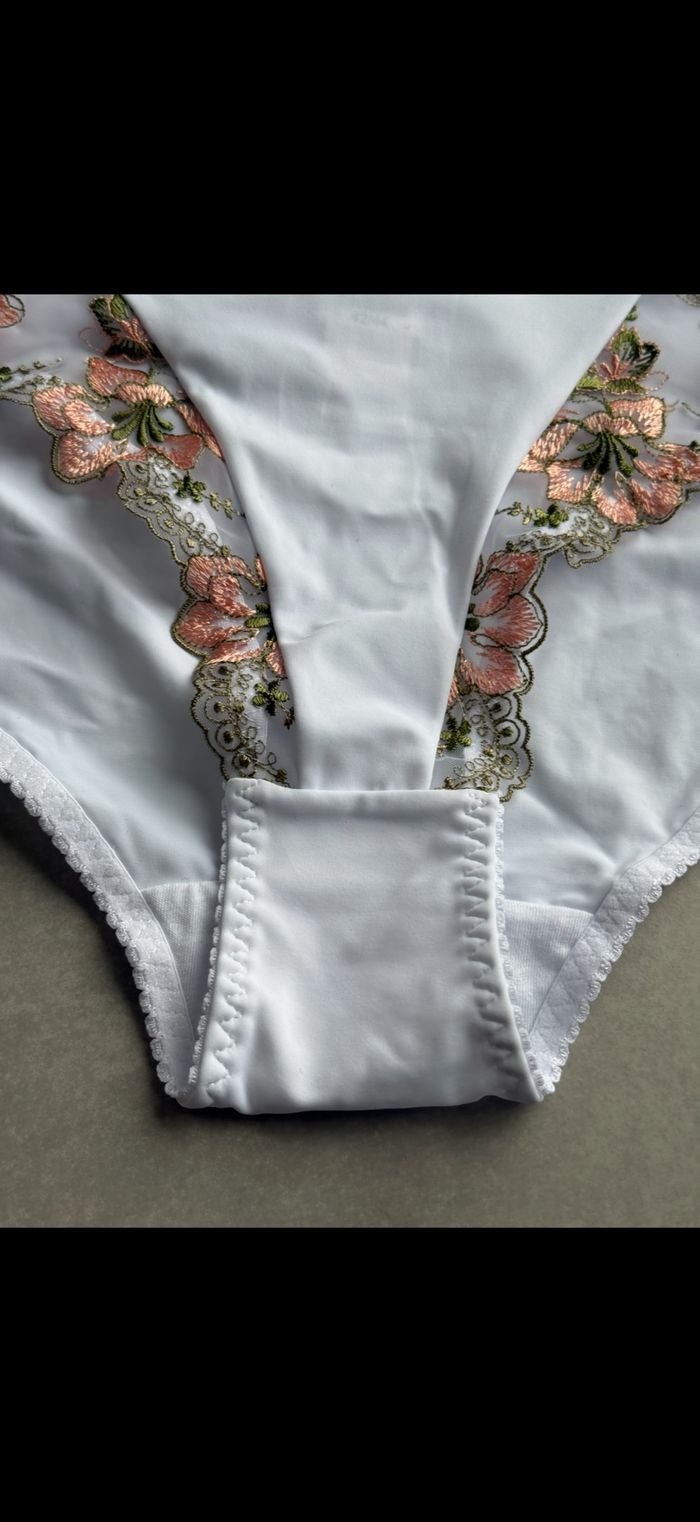 Culotte Slip Taille 42/44 - photo numéro 7