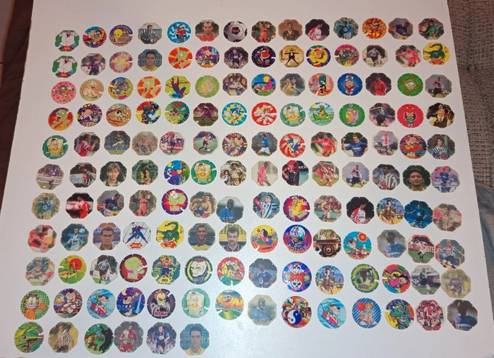 Lot de BN troc's / flippos / caps / pogs - photo numéro 2