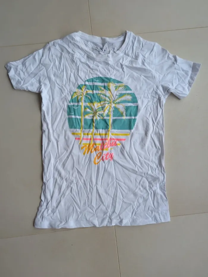 Tee Shirt Malibu city 14 ans neuf