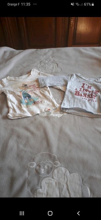T shirt levis 3 mois