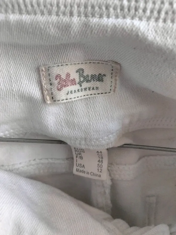 Jean blanc vintage à boutons t 46 - photo numéro 4