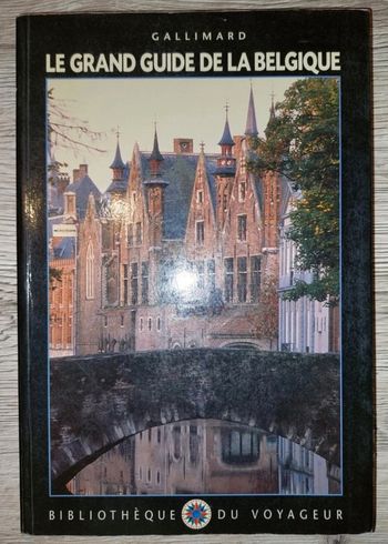 Livre  le grand guide de la Belgique
