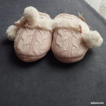 Chaussons fourrés Neuf enfants 29