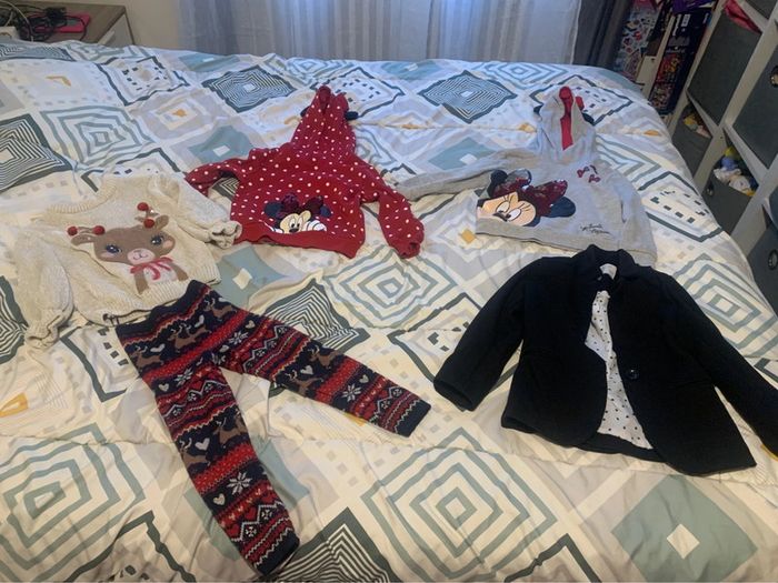 Lot vêtements fille 3/4 ans