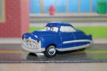 Disney Pixar lot voitures cars promotionnelles