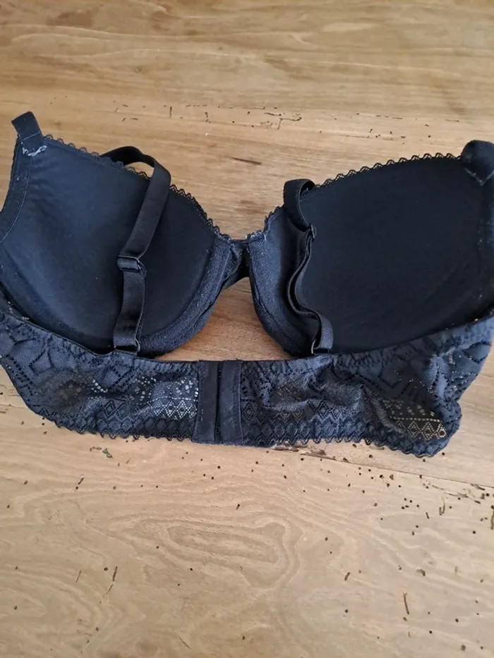 Soutien gorge - photo numéro 2