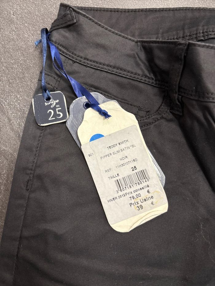 Jeans pour femme Teddy Smith slim satin noir taille 34 - photo numéro 2