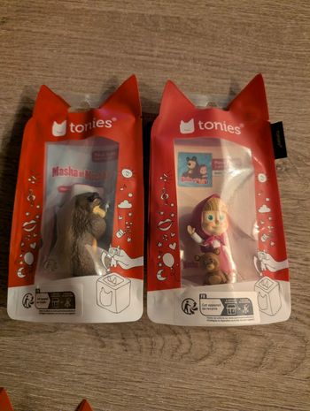 Lot tonies 