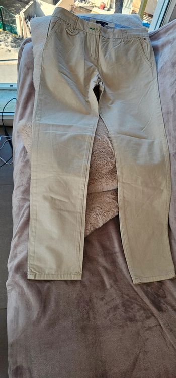 Chino Tommy Hilfiger taille 38