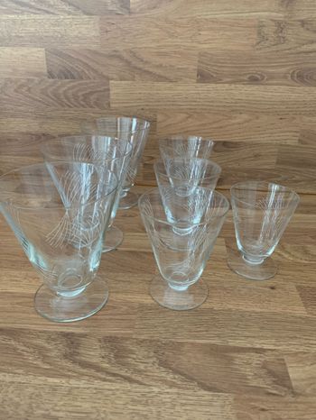 Lot 7 verres anciens