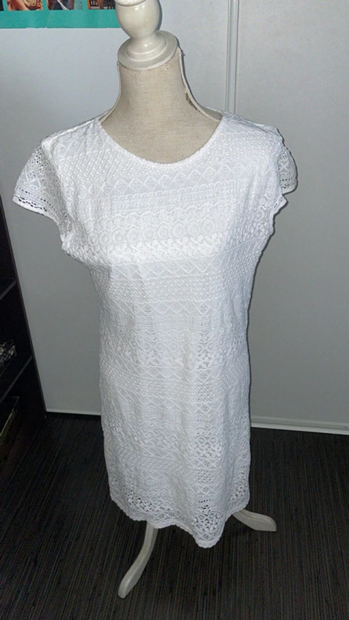 Robe blanche en dentelle Blanc du Nil - Très bon état