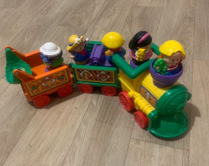 Fisher price little people zoo train hot sale