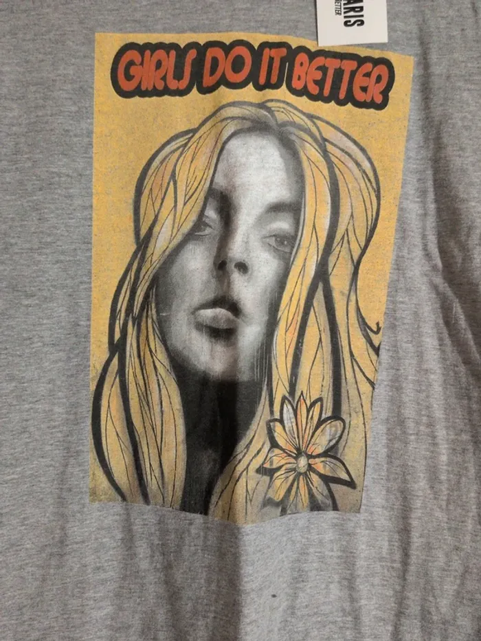 T-shirt Mira Paris gris – Tailles S et M – Neufs avec étiquette - photo numéro 2