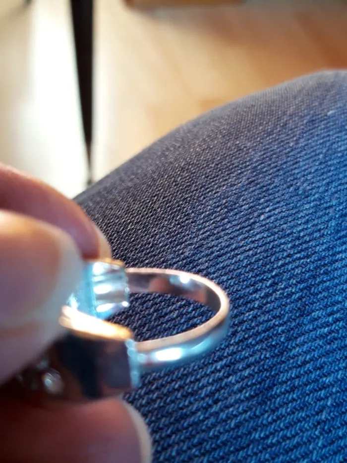 Bague fantaisie avec strass ajustable - photo numéro 7