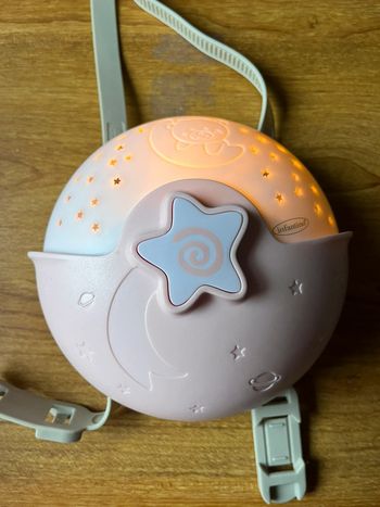 Veilleuse bébé Infantino fille TBE