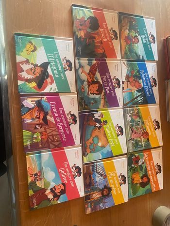 Mc do  au pays des livres lot 