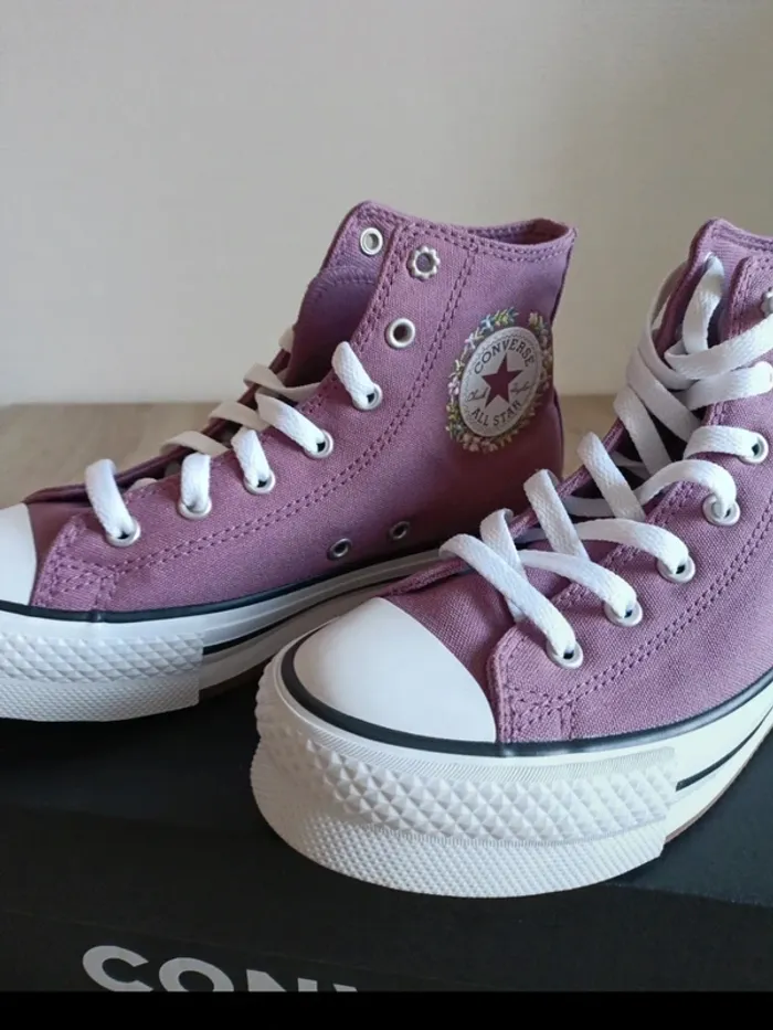 Baskets converse a plateforme - photo numéro 3