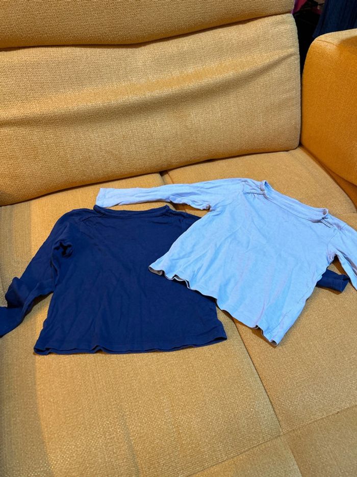 Lot de 2 tee shirts manches longues 5 ans