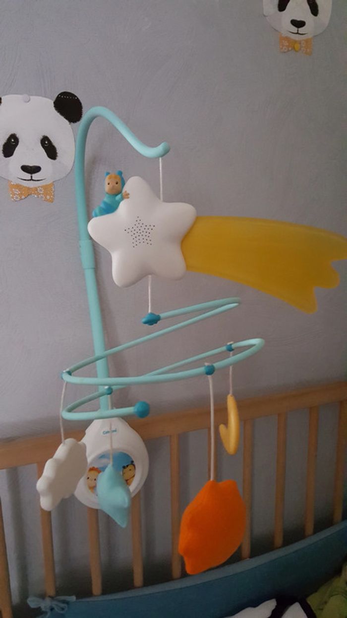 Mobile bébé cotoons