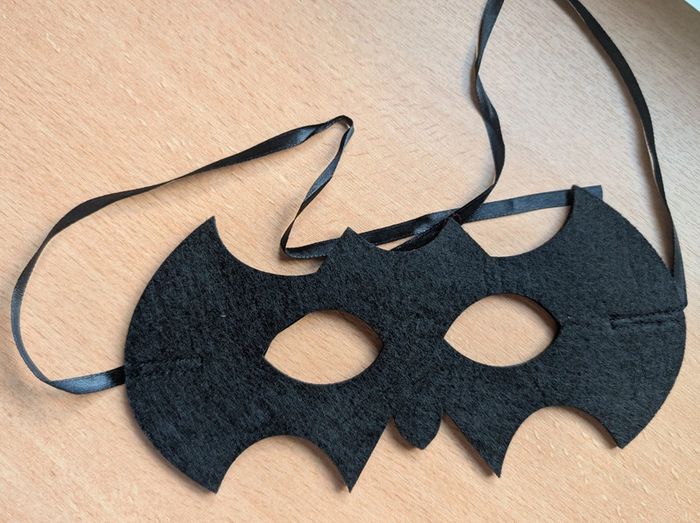 Masque noir pour déguisement - photo numéro 3