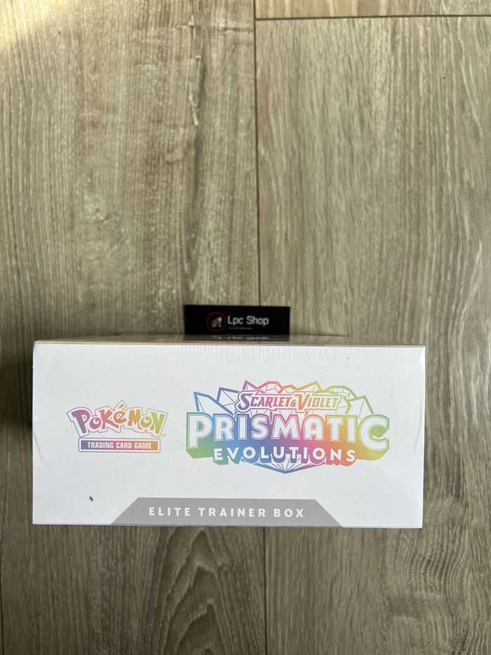 POKÉMON ETB - EVOLUTIONS PRISMATIQUES EV 8.5 - FR - NEUF & LÉGER DÉFAUT SCELLAGE - photo numéro 3