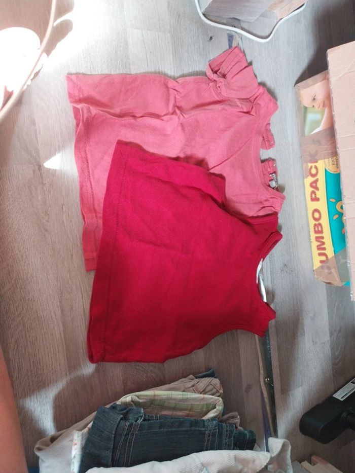 1 Tee-shirt corail + 1 débardeur rouge 18 mois garçon