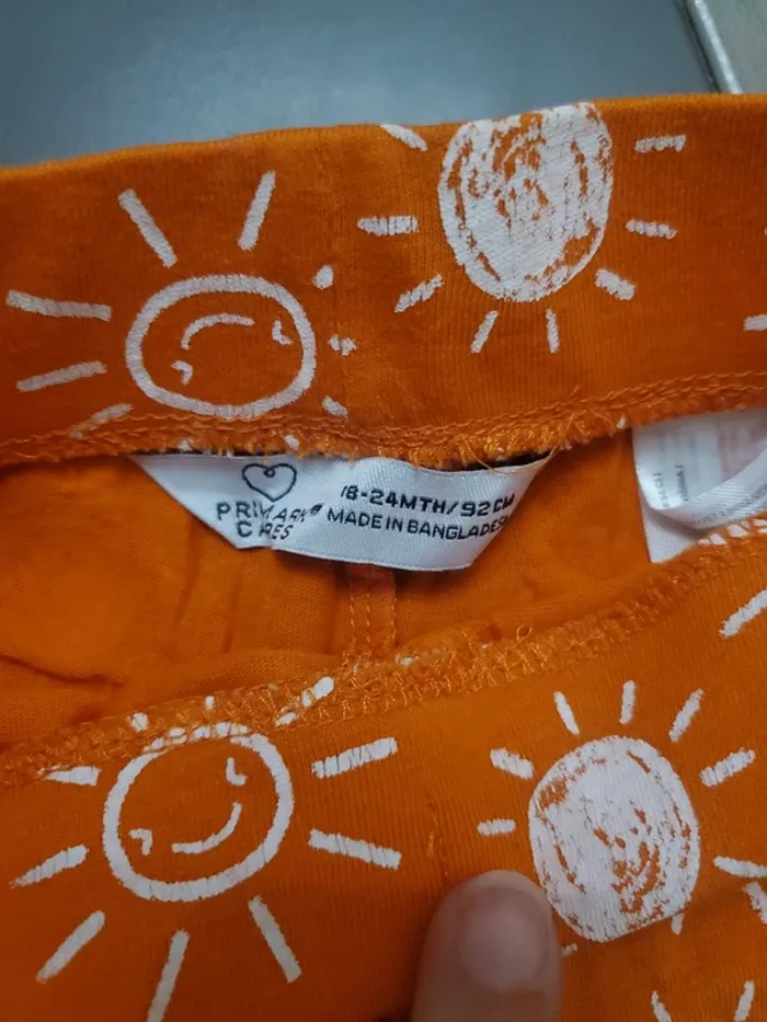 Short orange - photo numéro 2