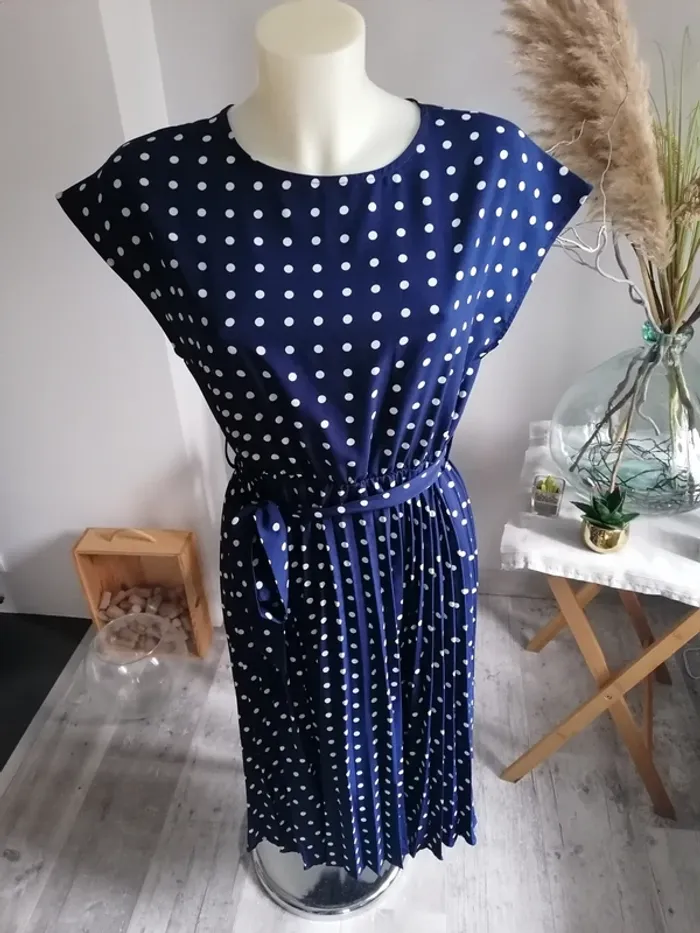 Robe à pois shein L