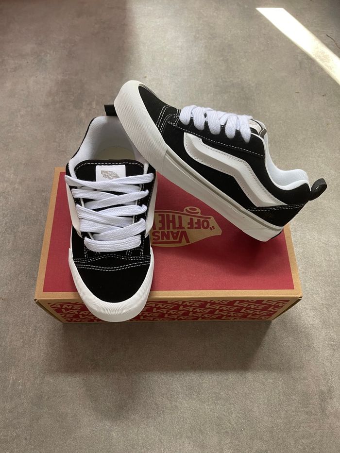 Vans knu skool hylane noir blanc - photo numéro 2