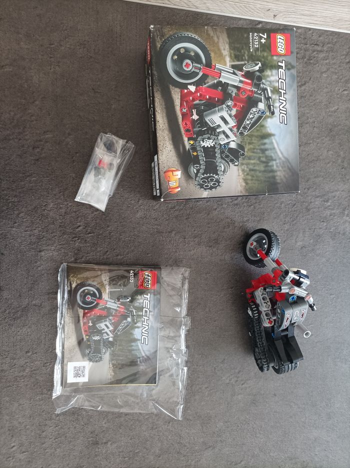 Lego technic moto