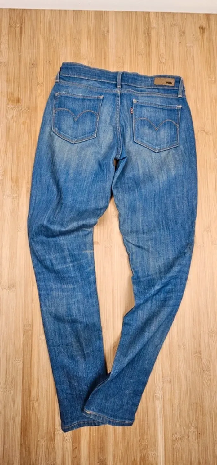 Levi's demi curve mid rise skinny T:36 W27 L32 +patch offert - photo numéro 2