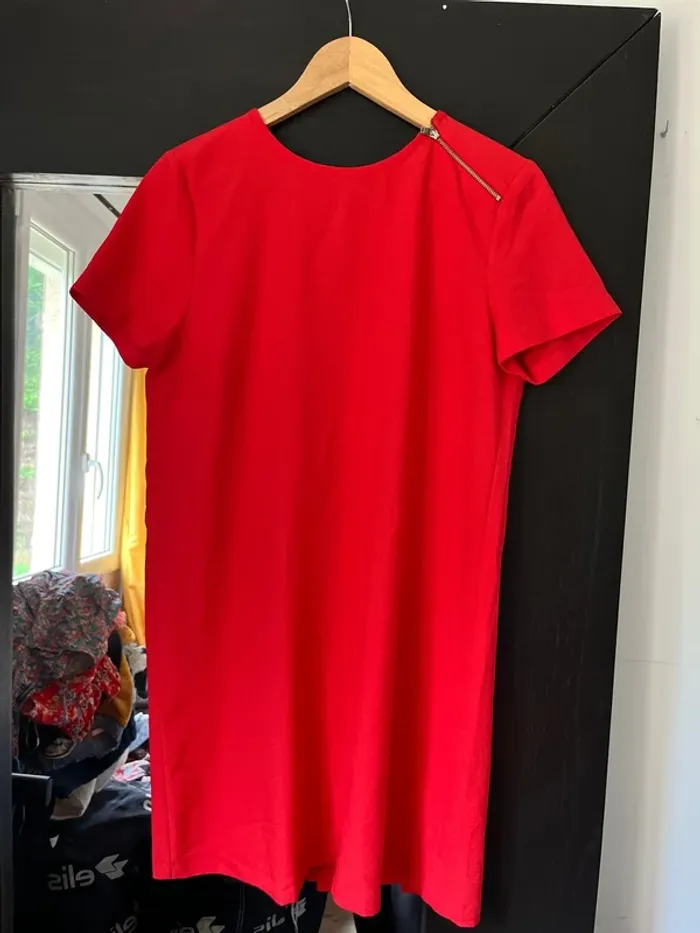 Robe rouge Zara