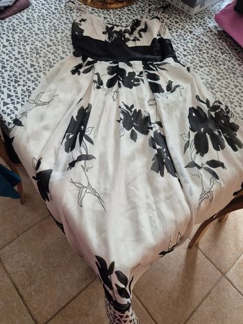 Robe sans bretelle