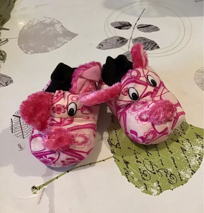 Chaussons fille rose et blanc taille 25-25