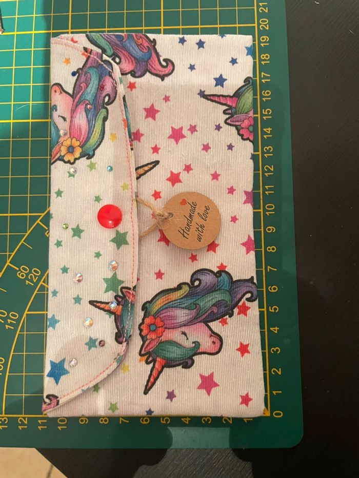 Bel étui à lunette solide ou pochette pour petits articles tissu licorne neuve - photo numéro 6