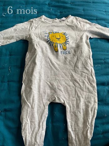 Pyjama été taille 6 mois